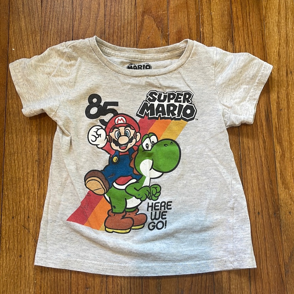 3T short sleeve Super Mario T-shirt